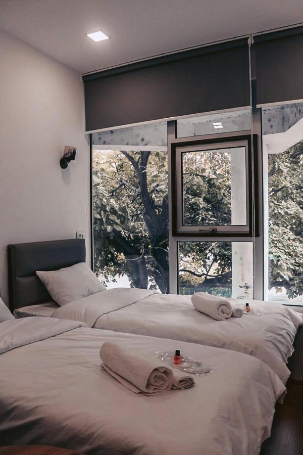 Apple Cozy Hotel Tiflis Exterior foto
